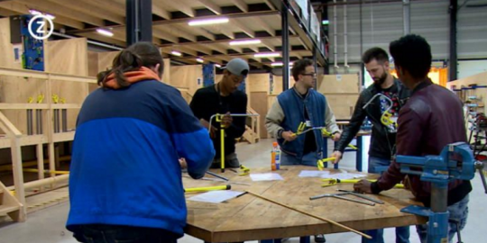 Afbeelding van jongeren die oefenen met Techniek tijdens YOUR TOUR